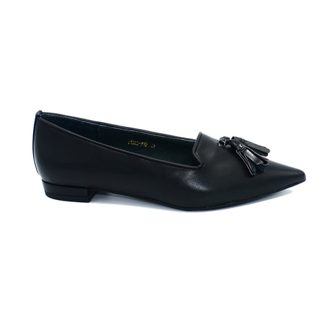  Black leather pointy toe Loafer for women